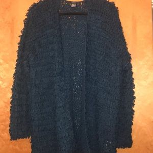 Blue, oversized, cozy sweater! Size M